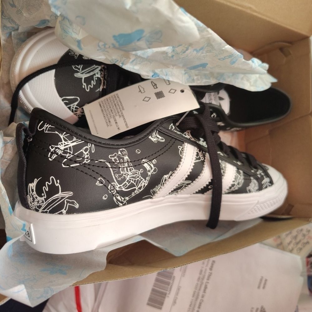 Disney Adidas Nizza Sport Goofy Shoes NIB